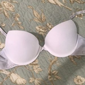 White Calvin Klein bra 34C